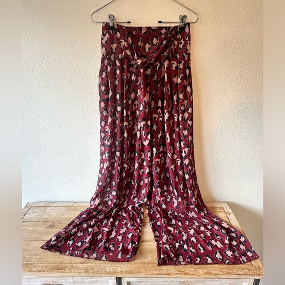 Free People Intimately Maroon & Cream Flowy Wide Leg Pants Size Medium - Picture 1 of 3